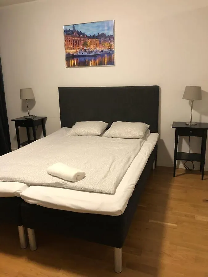 Arsta 340 2-3 Bed Apartment Stockholm Suécia