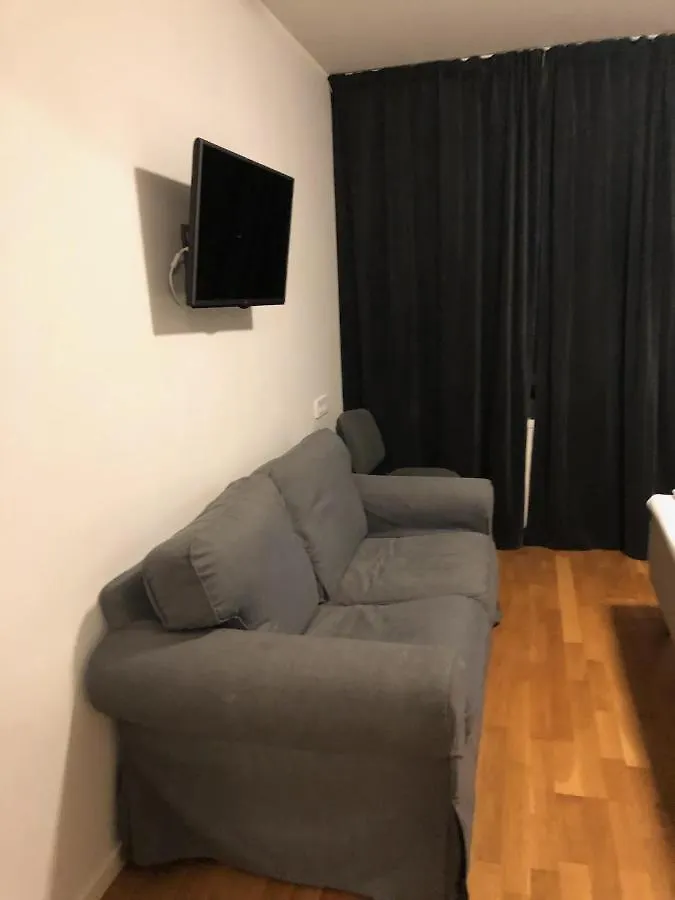 Arsta 340 2-3 Bed Apartment Stockholm 0*,  Suécia